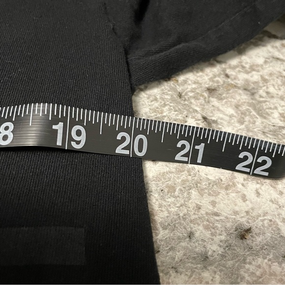 Buff Bunny Moves Collection Black Long Sleeve Tee Women’s Size Medium - Picture 11 of 11